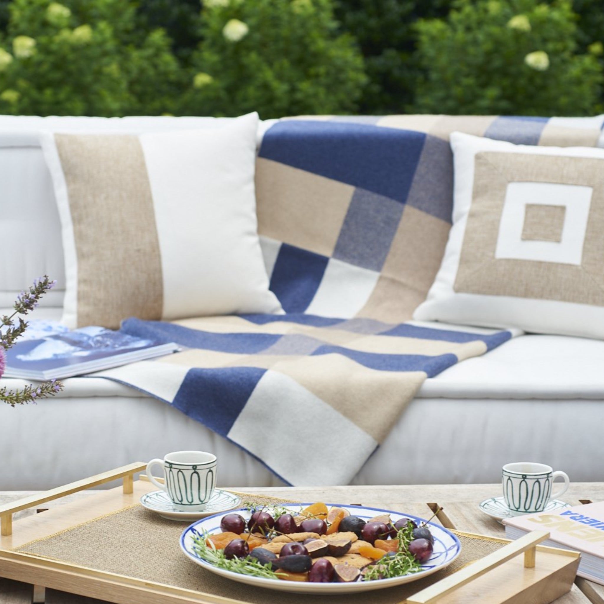 Bauhaus Cashmere Throw