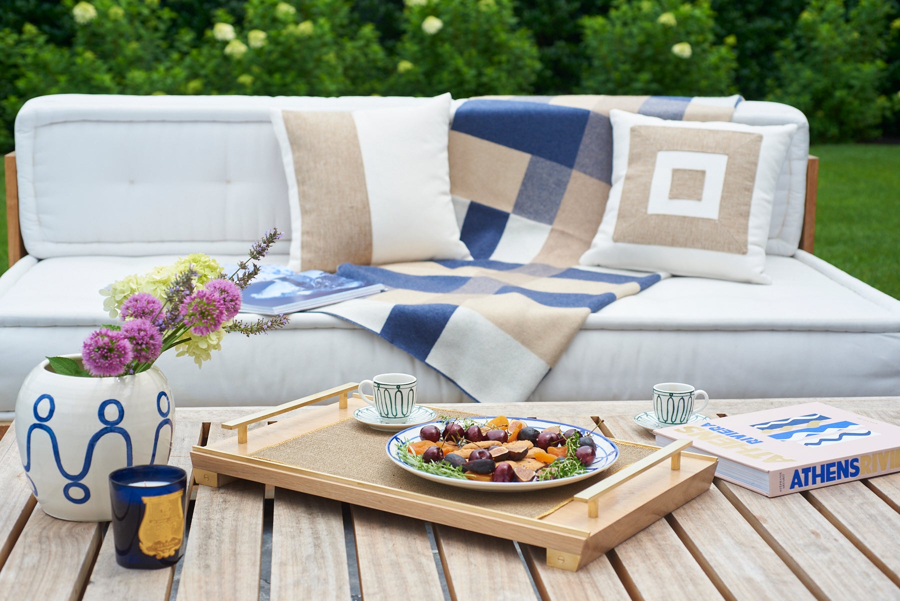 Athens Riviera, Assouline