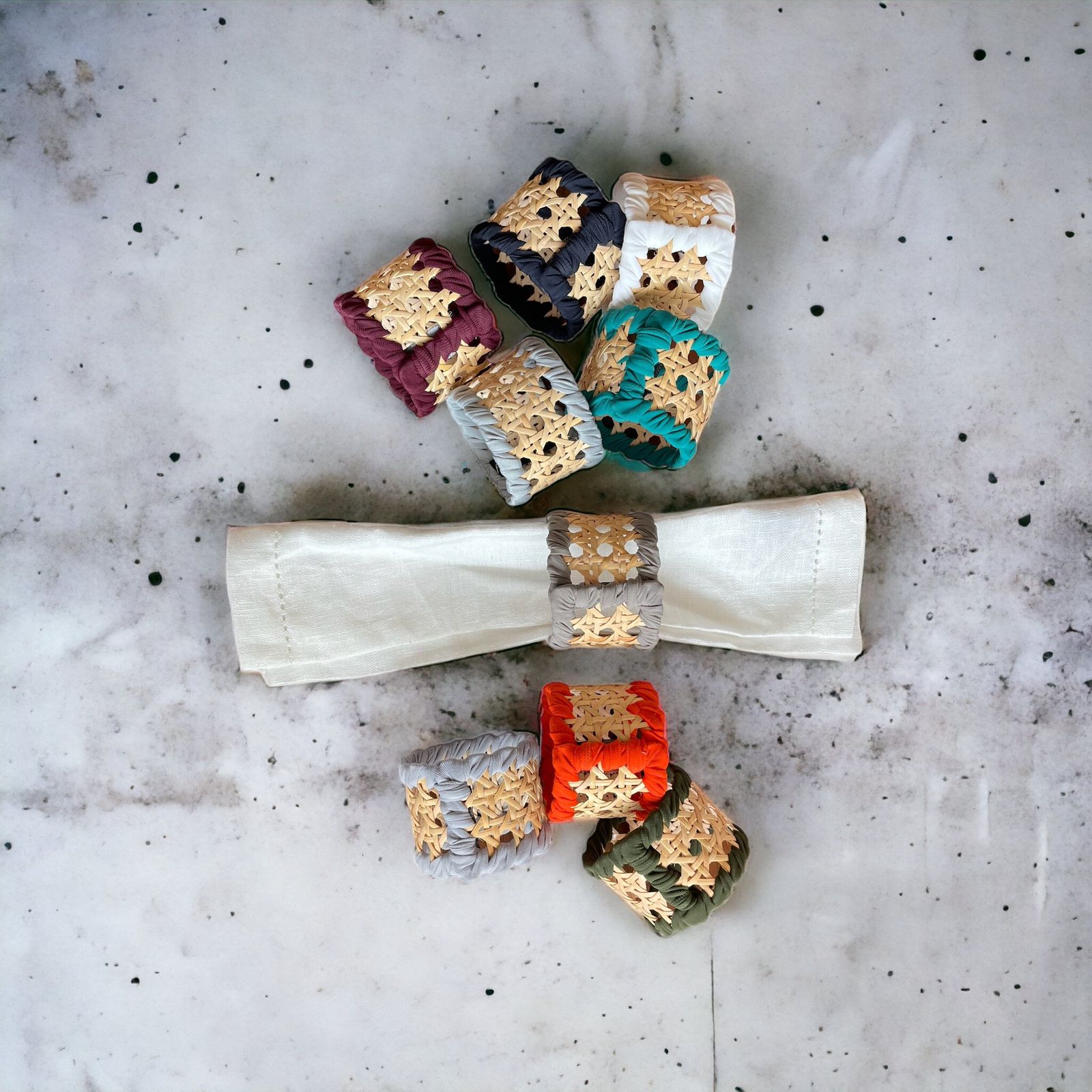 Wicker Round Napkin Rings - Thumbnail 2